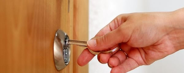 Love locks and security with locksmith Bromley